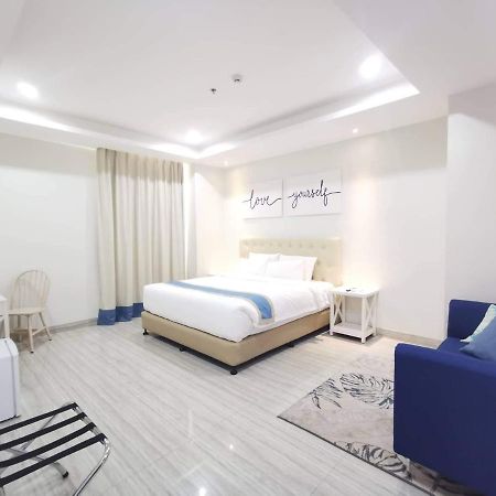 햄튼 스위트 호텔 Davao City 외부 사진