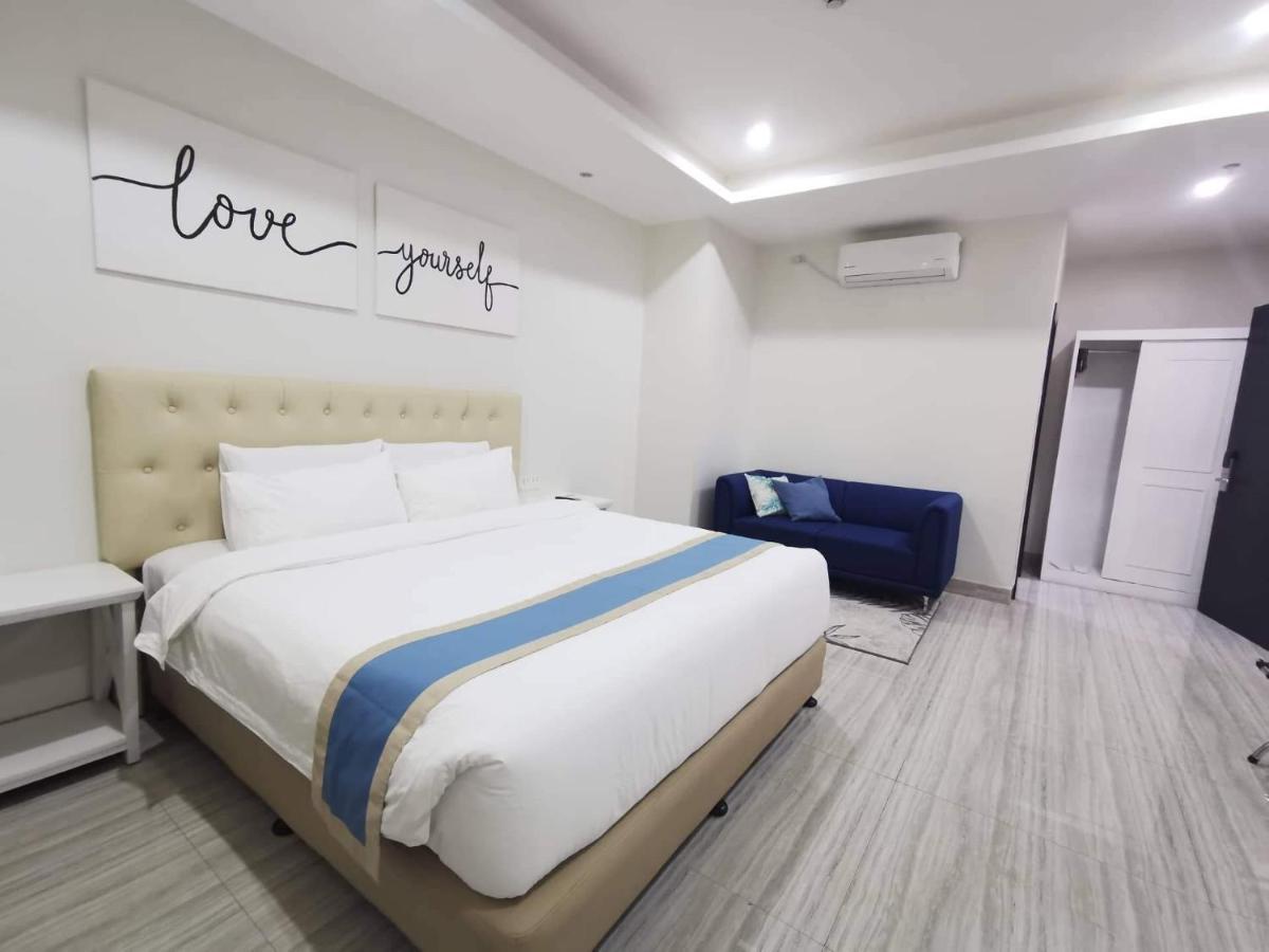햄튼 스위트 호텔 Davao City 외부 사진
