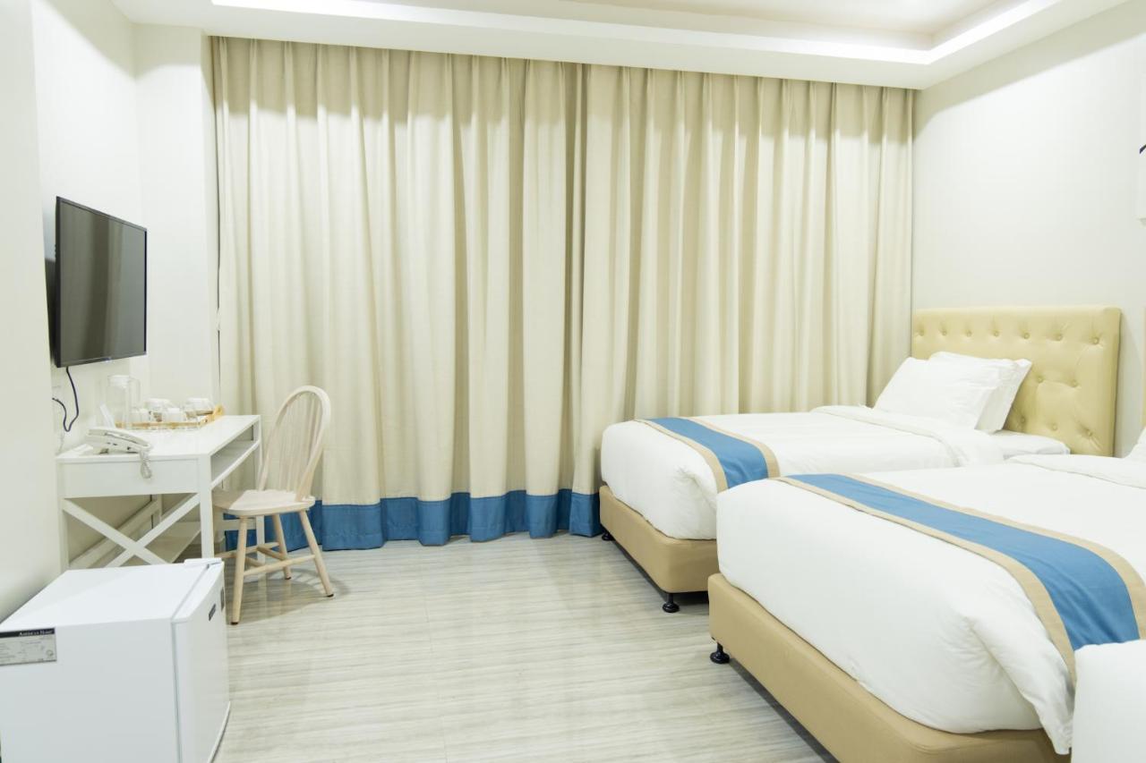 햄튼 스위트 호텔 Davao City 외부 사진