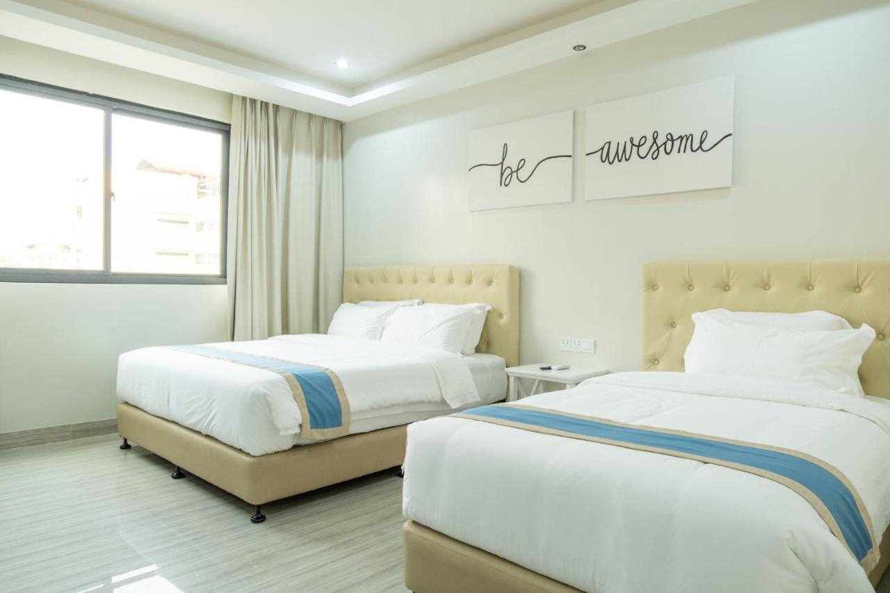 햄튼 스위트 호텔 Davao City 외부 사진